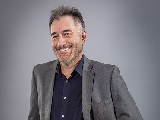 André possui mais de 20 anos de experiência com as soluções QAD. Antes de ingressar na Vockan Consulting, iniciou suas atividades na QAD Brasil a partir de 2001, atuando na área de serviços como consultor sênior e gerente de projetos até 2017, participando em projetos complexos nas verticais automotiva, industrial e ciências da vida.