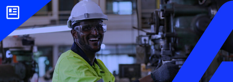 homem feliz na indústria_capa